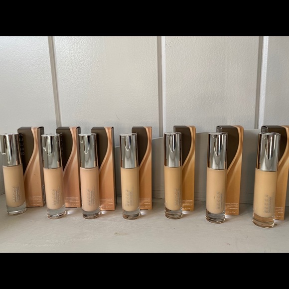 🆕BECCA Porcelain Ultimate Coverage Foundation - Picture 6 of 6